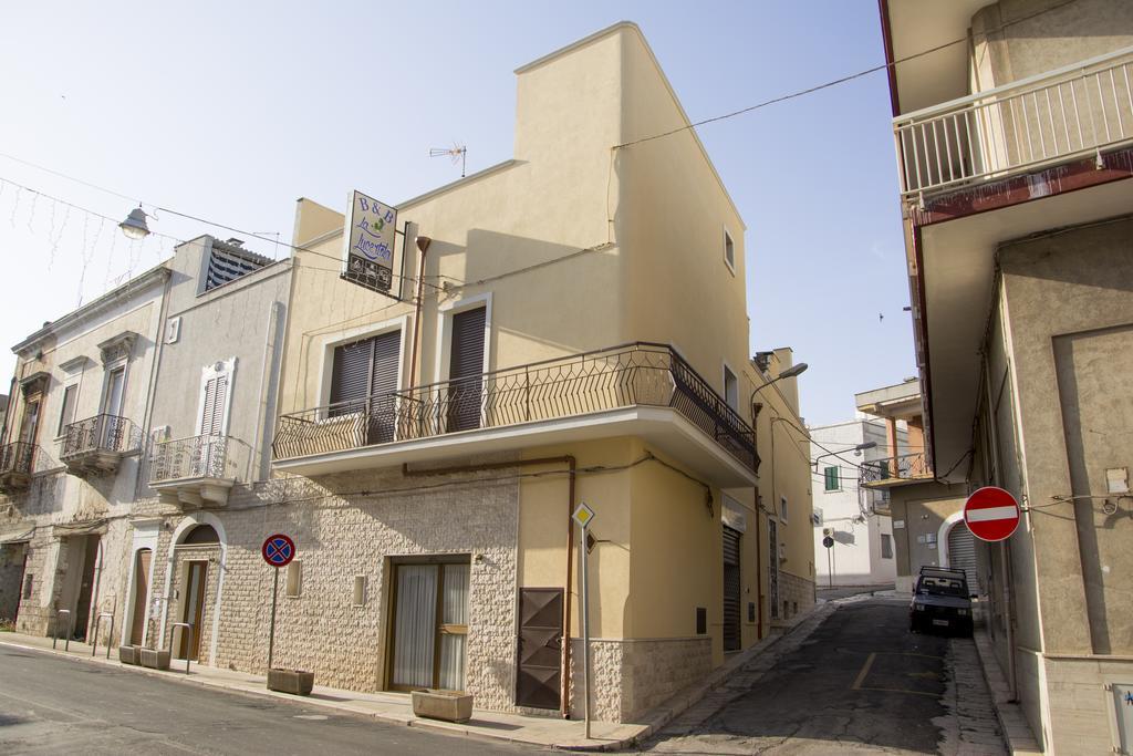 B&B La Lucertola Casa Vacanze Каровиньо Экстерьер фото